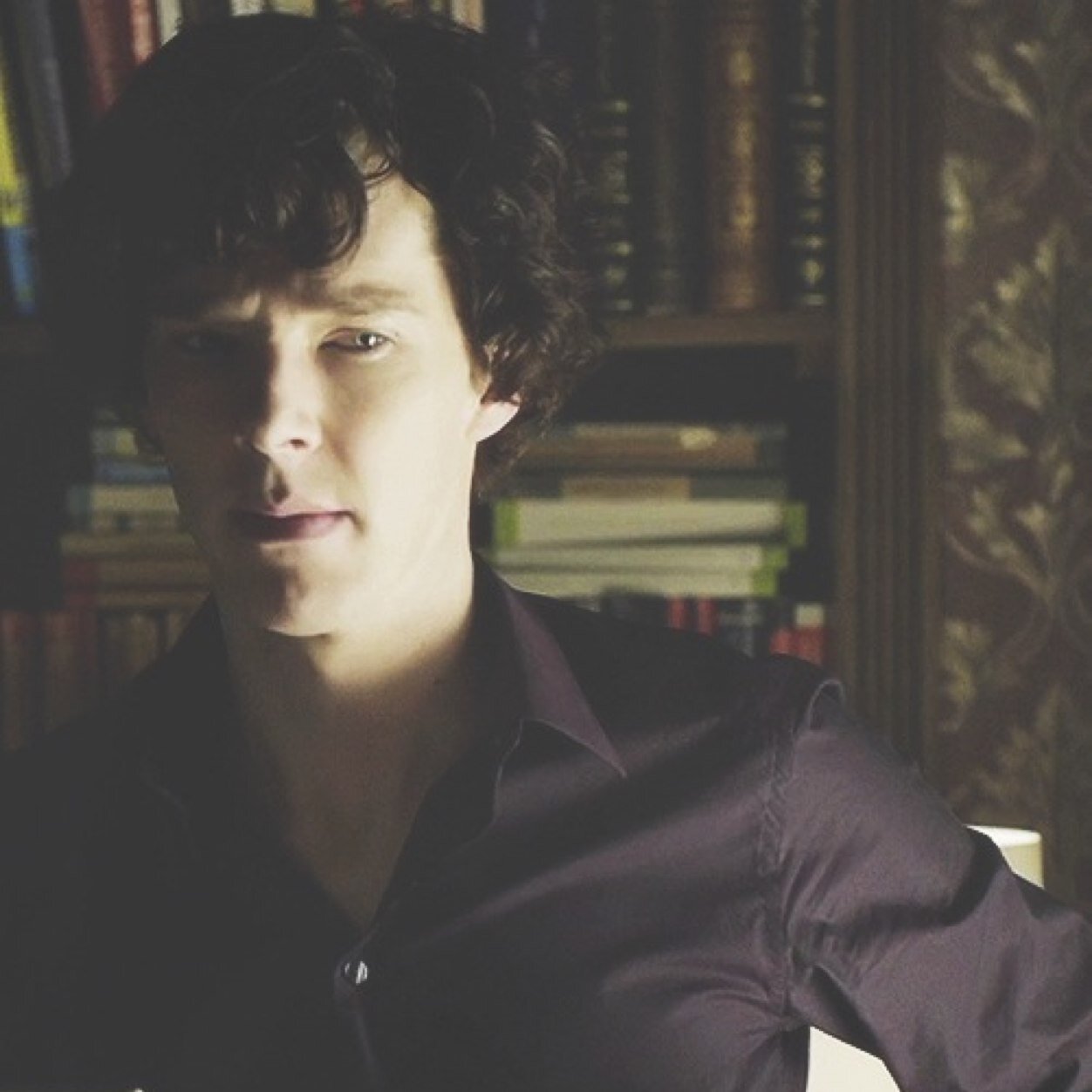 Sherlock Holmes. Only consulting detective in the world and a high-functioning sociopath. ||#RP| #Johnlock| #MV| #Single||