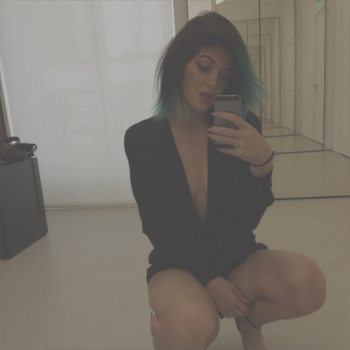 damconfesssions's profile picture. send us your fucked up confessions || 6.17.14