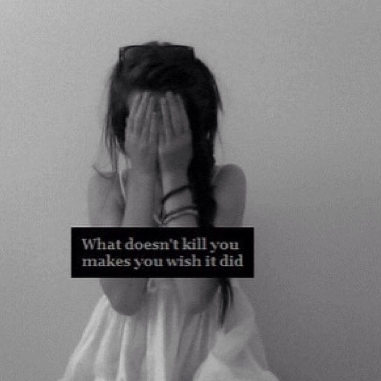 Girl | 18 | Depressed | ✈️◼️❤️