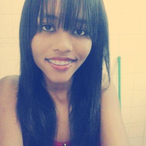 quem seguir eu sigo de volta ✌ ♪ ❀ ♥ whatsapp:(15)991870576                           instagram:carolpaula16