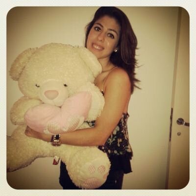 **..Follow the music.. Be free and LoVe ♥ yourself..** Solo es una cuestión de actitud..! ;)