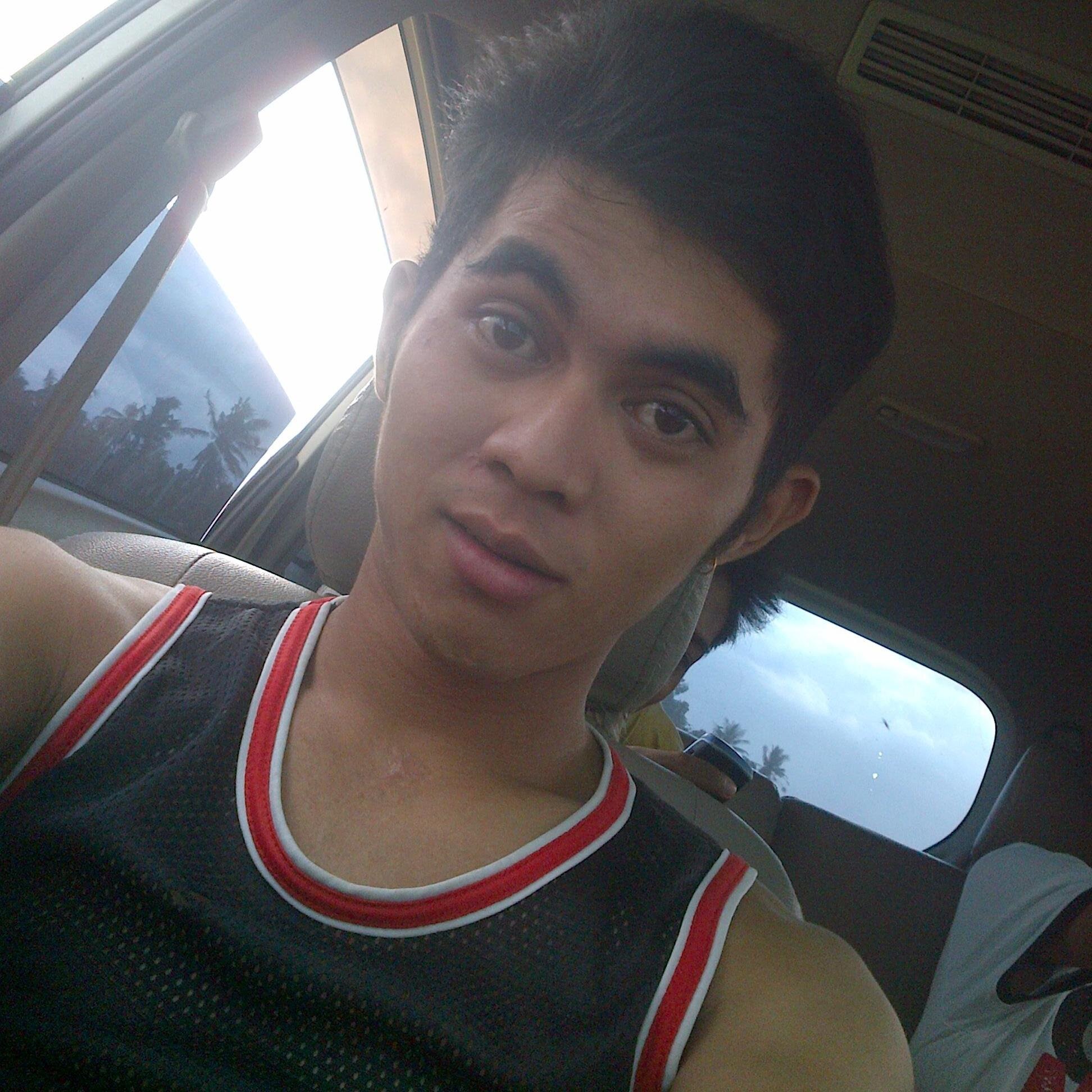 Cuek tapi benci dicuekin