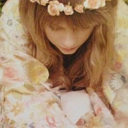 I can't be angel without wings. And Taylor Swift is my wings to fly up!!