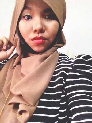 Hi ⇨ FARA ♔ 17 ♔
         Teens ♤ forget daaa haters ♤