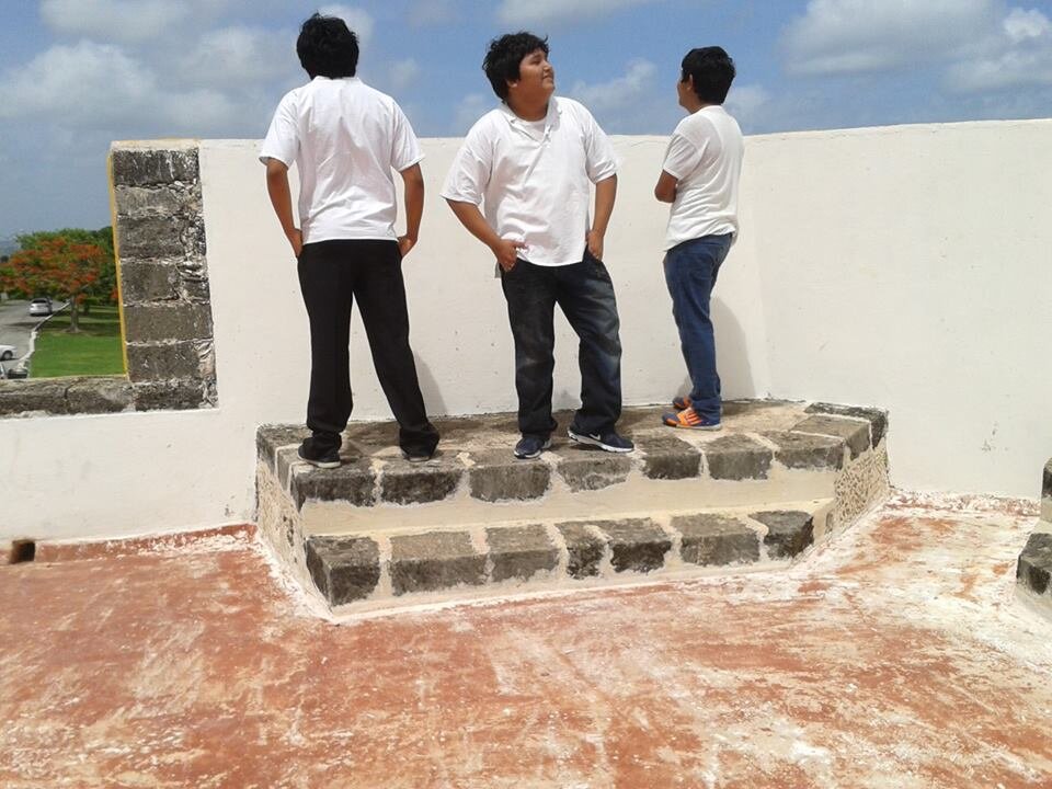 adolescente con prioridades en la vida .  si me siguen  les sigo sino ps igual les sigo