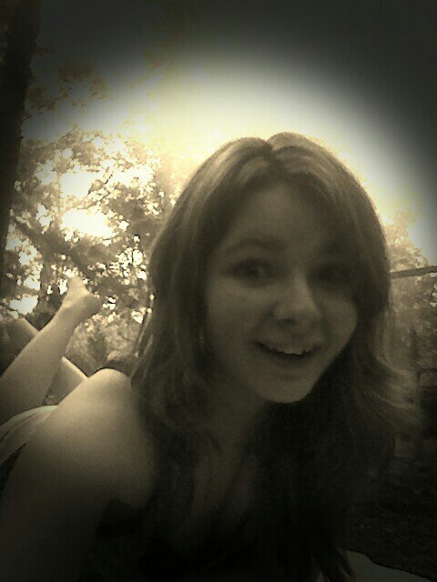 Simply a music loving girl!! Follow!!!! :D Also like my Facebook page: http://t.co/5AjaYvGsPb