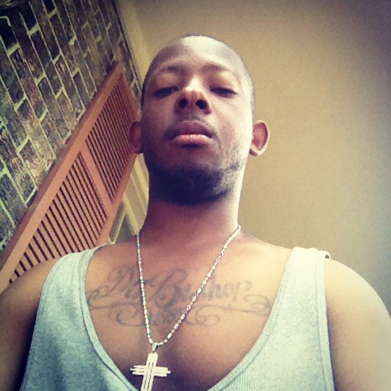 Cool n laid back n down to earth.