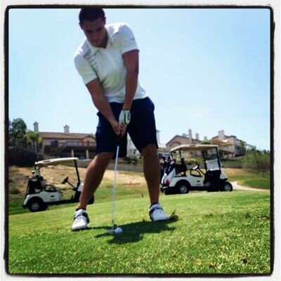 tomv_96xj's profile picture. Checked out