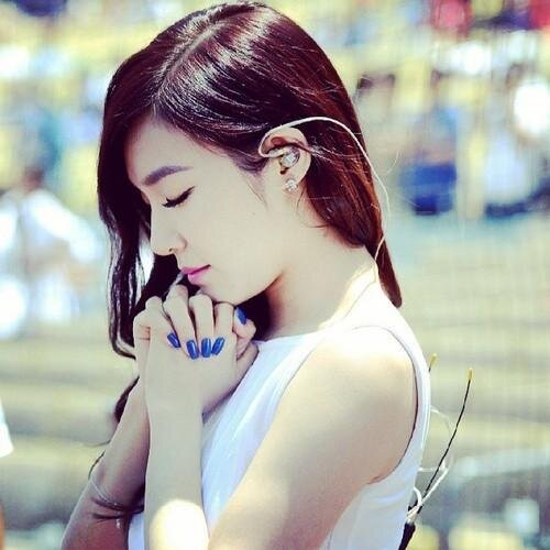 I pray that you'll find peace of mind, And I'll find you another time, I'll love you another time. We will meet again.