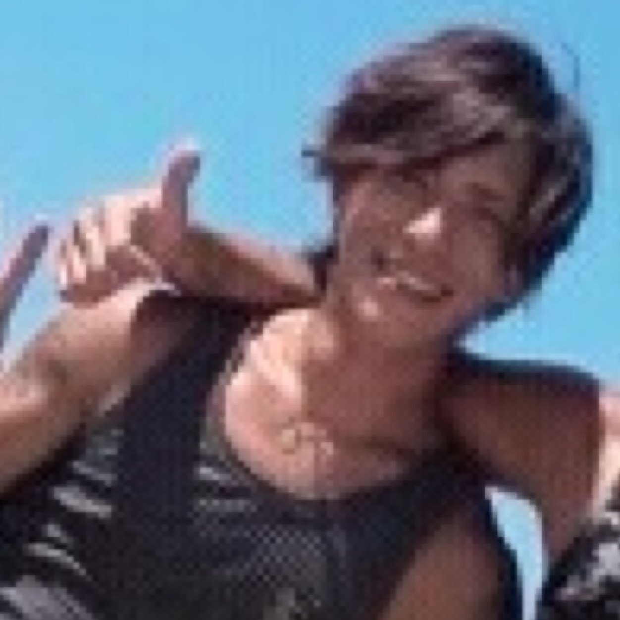 1101Happiness's profile picture. 