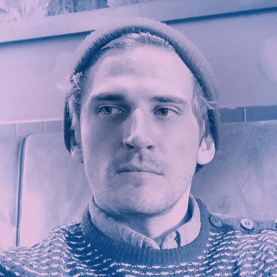 freeky_tom's profile picture. Hello, my name is Thomas
and I'm a graphic designer.
I talk about what I love:
Graphic design, Indie music, fashion, movies, and many more …