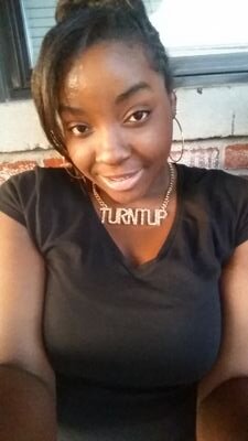 im cool, pretty, nd funny. follow me on instagram @sexc_luvr_tj