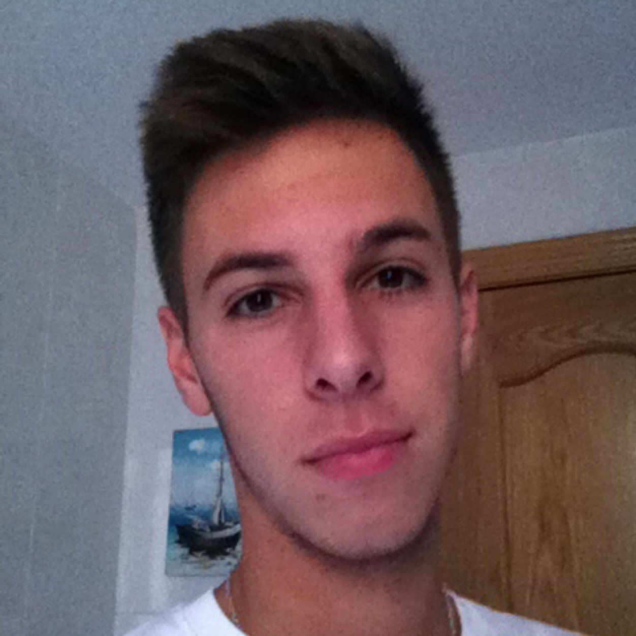 Nacemos para ser felices, no perfectos.