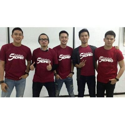 Official Fansbase of @5RomeoID from Samarinda | We are SLR Always Suport @gustyLR @adhyraLR @rizkyLR @patuduLR @pungkyLR ♥ | Produced by @YWmusicfactory