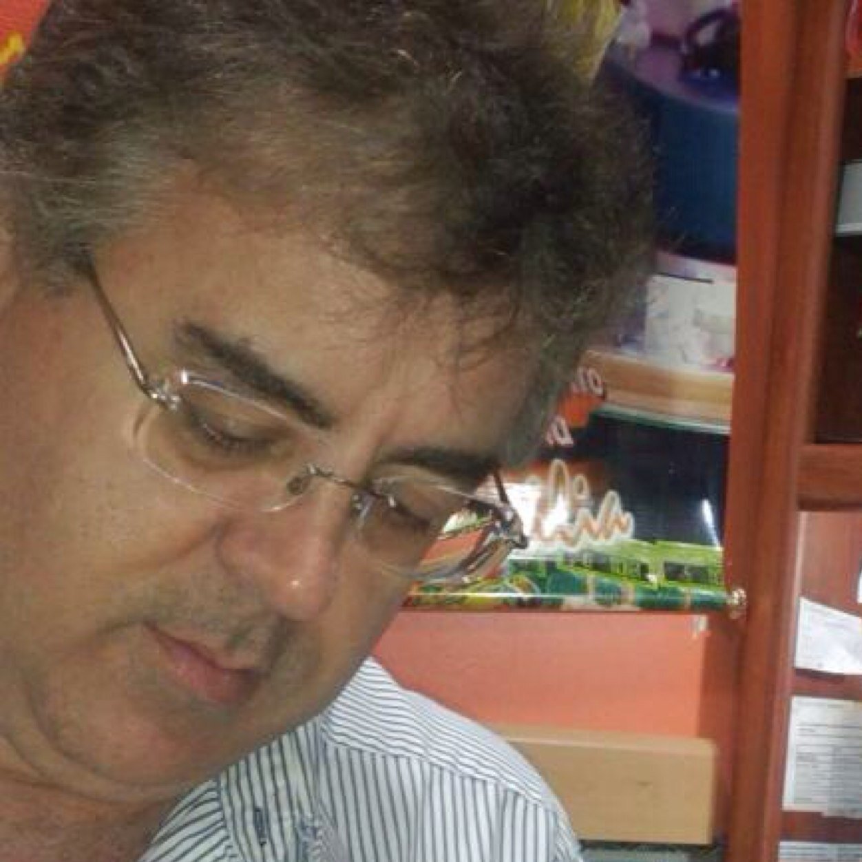Comerciante, Ospinero, Experto en entretenimiento para toda la familia, Buscando un mejor futuro para mi Venezuela.