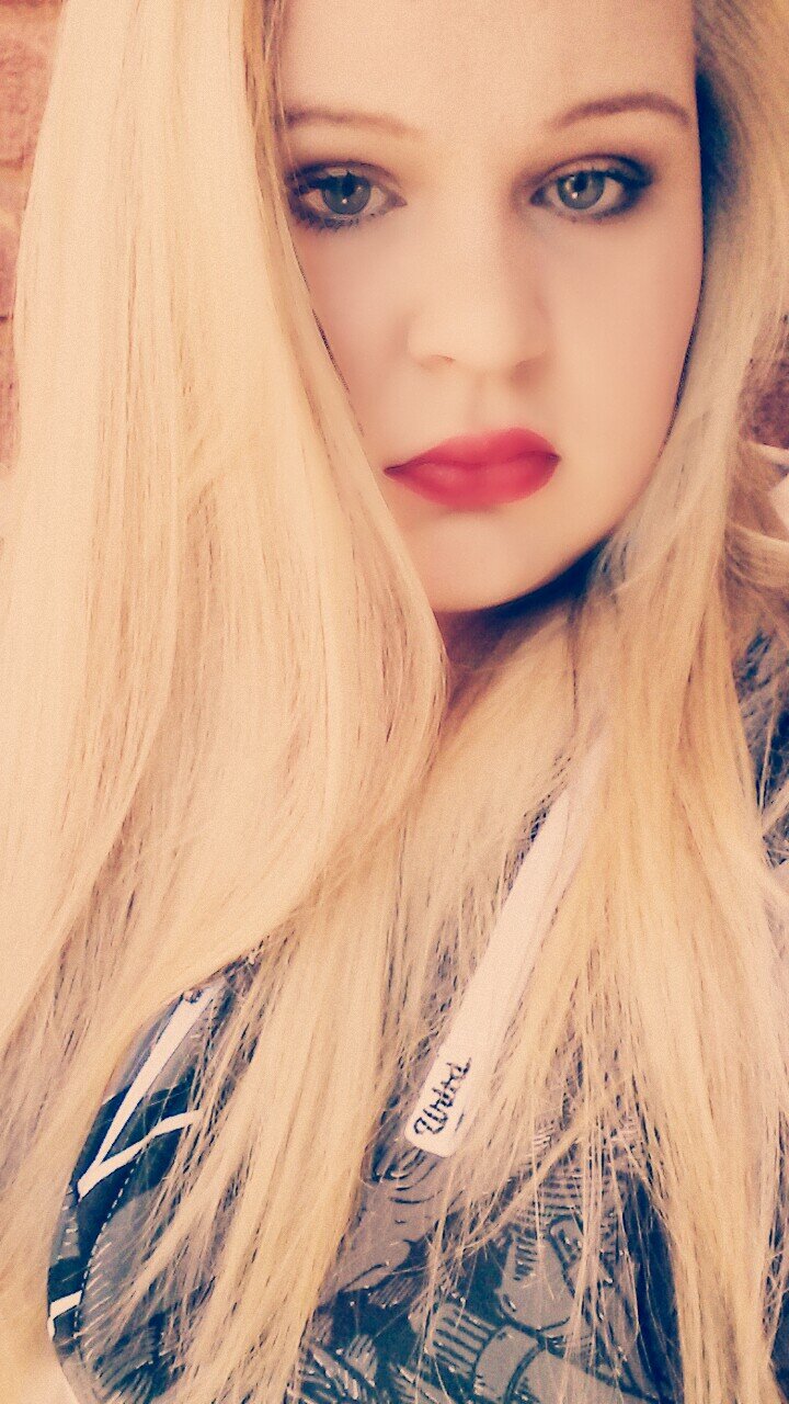 Make-Up Artist!!!♥♥♥