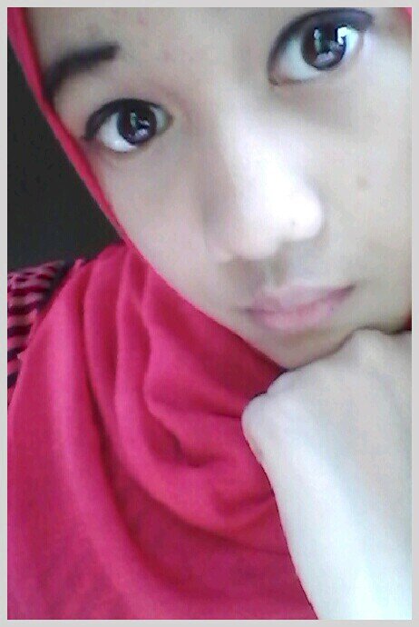MeArianaaa's profile picture. eryy..15..u follow me i follow u bck..mind follow me!!