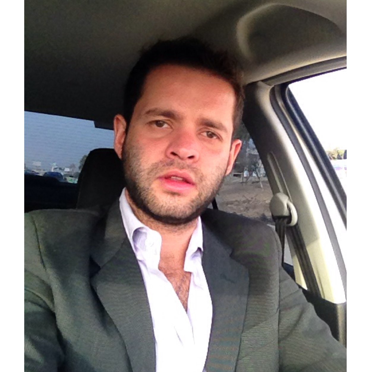 Empresario Independiente, Ex Funcionario Público. Fundador de COSEIN Pachuca.