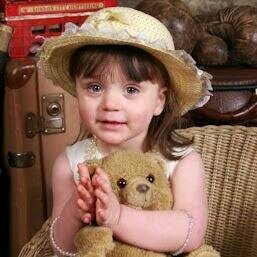 AmyHold93691861's profile picture. 