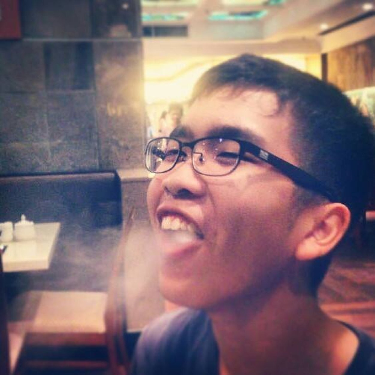 QYKia's profile picture. Eat. Play. Love. 吃喝。玩乐。