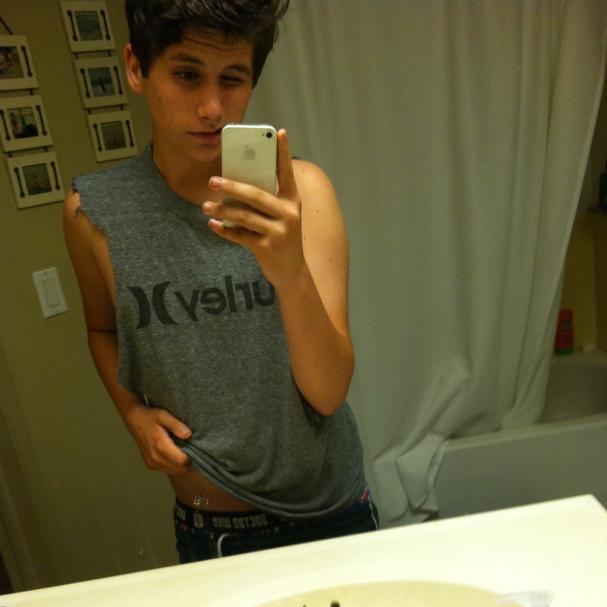 Brendan_Skates's profile picture. Skater // Photographer // Lacrosse Player #13