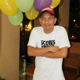 Simple tanpa banyak aturan | traveler | slogan : duduk sama rata berdiri sama tinggi | reggae | ☺ ViscaBarça