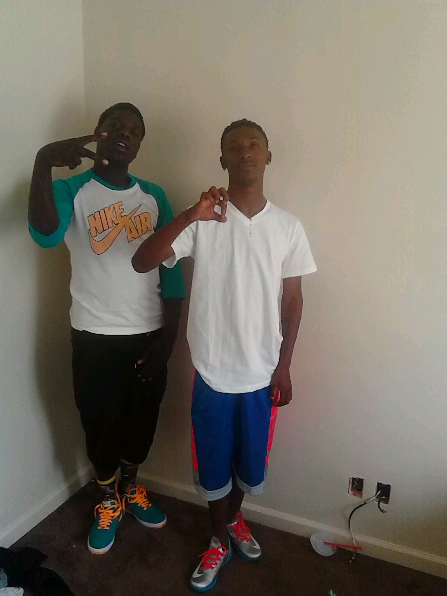 FAMERIXA FAMERIXA WE RUN DA BITY 20GANG ASK YO MAIN BITXH WH27P WH20P