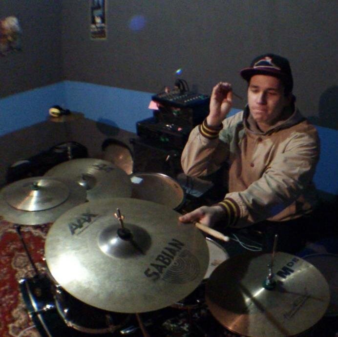 Dmitriy_drummer's profile picture. 