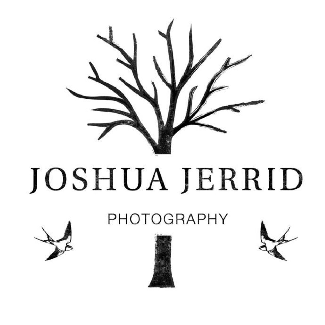 Photographer, occasional Chef, Lover of God, Husband, Father of 3 wonderful children, Carpenter, etc....