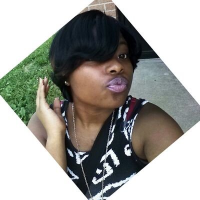 A bitch will hate you forever over a nigga that love you til Death ( FMOIG @swishh____  )