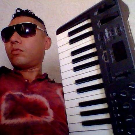 AMO LA MUSICA Y TODO TIPO DE ARTE PLASTICO Y VISUAL.
CYBERTECHNOLOGY.
SUNSONIC RECORDS..ETHERNIA RECORDS..GOA INDIA.