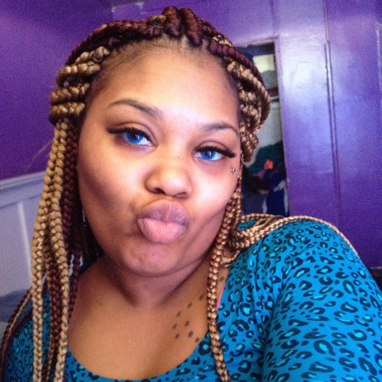 I love to sing dance do hair make money I can't wait until Ma dream come true