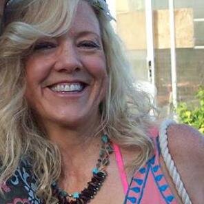 Chrisabula's profile picture. Watercolorist, sojourner, eco-chick, scuba diver, Gaia worshipper, vegan