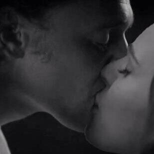 Lady_JaneFoster's profile picture. My husband  @EnchantedLoki RP2: @ImTomHiddleston Kids: @ClaudiaFakeRP,  BFF: @ImPrincessBloom  principal with @JennaPllRP from New York