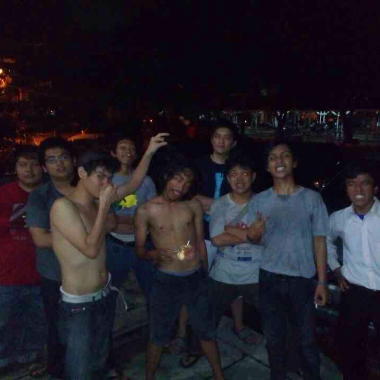 hitoshitanimoto's profile picture. Be yourself | enjoy