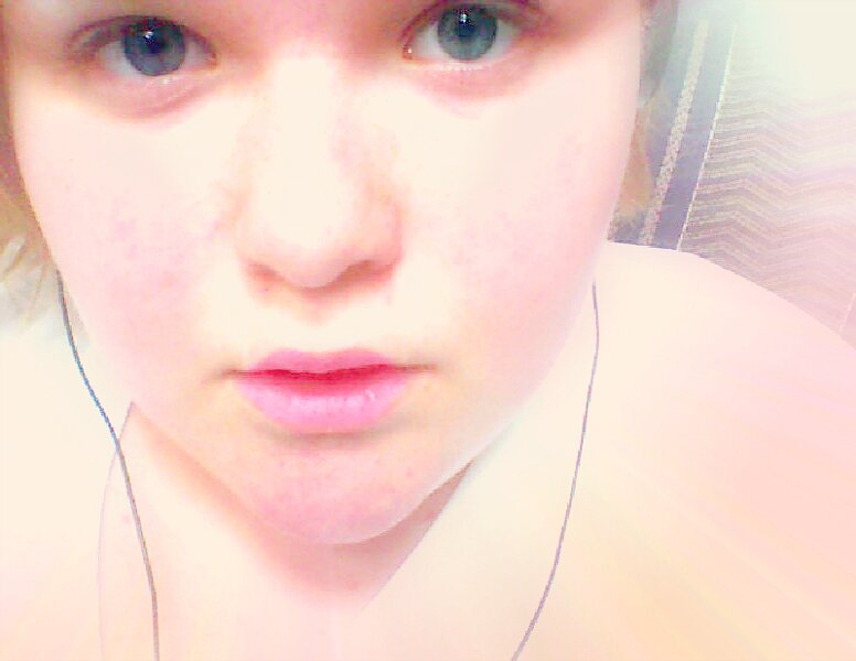 xminnaxwalkerx's profile picture. Wannabe Babysitter, Talent show Singer, EMO on the inside and sometimes on the outside, music (bmth,bvb,lana del ray, 5SOS, etc), Makeup,fashion, beauty is life