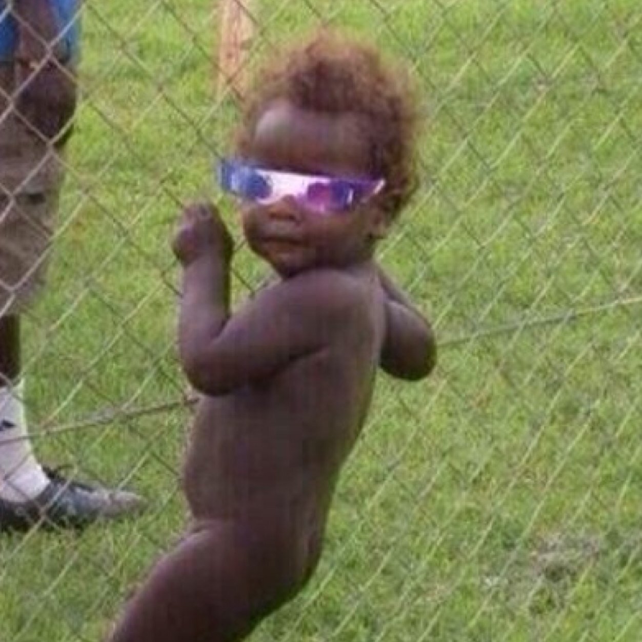 I DONT TWEET NO MORE FO A REASON