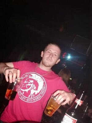 Not much 2 say orginally from costa del LARNE but moved 2 scouseland n avin a hell o a time :-D