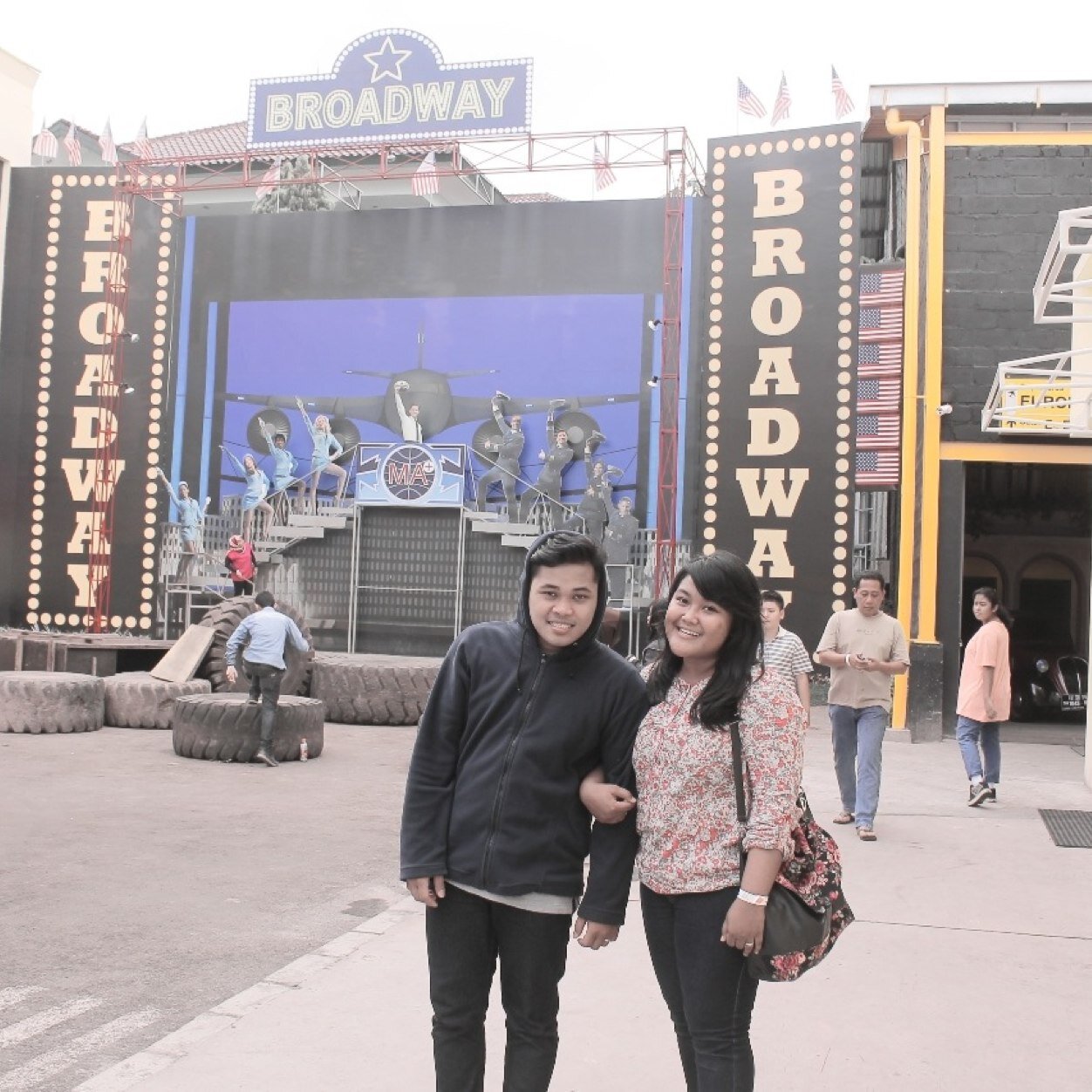 Ny. Saprol