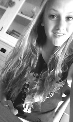 Life is a game, you can be a player or a toy♡