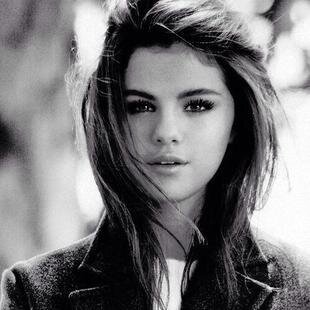 Selena ✌ Sister of Ari & Lou. Jay is my best friend forever and always.Jannes is my son ~Single~