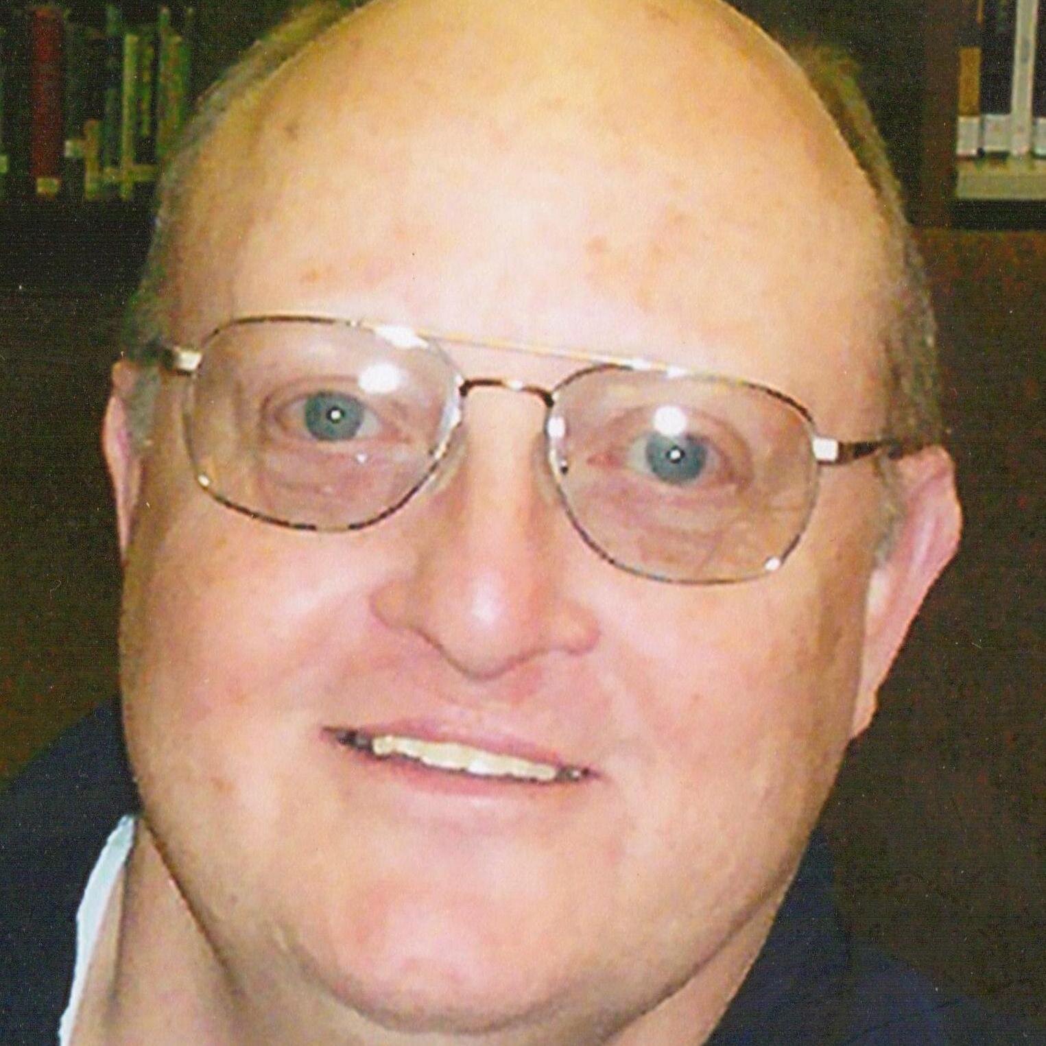 FloridaBotanist's profile picture. Science tutor, orbited the sun over 70 times, used tires, knives of every type, dogs walked, plants potted, used batteries, fruit picked, trash hauled...😎