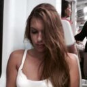 Y tallo corazones a navaja en el torso desnudo de un naranjo. Periodista y publicista
