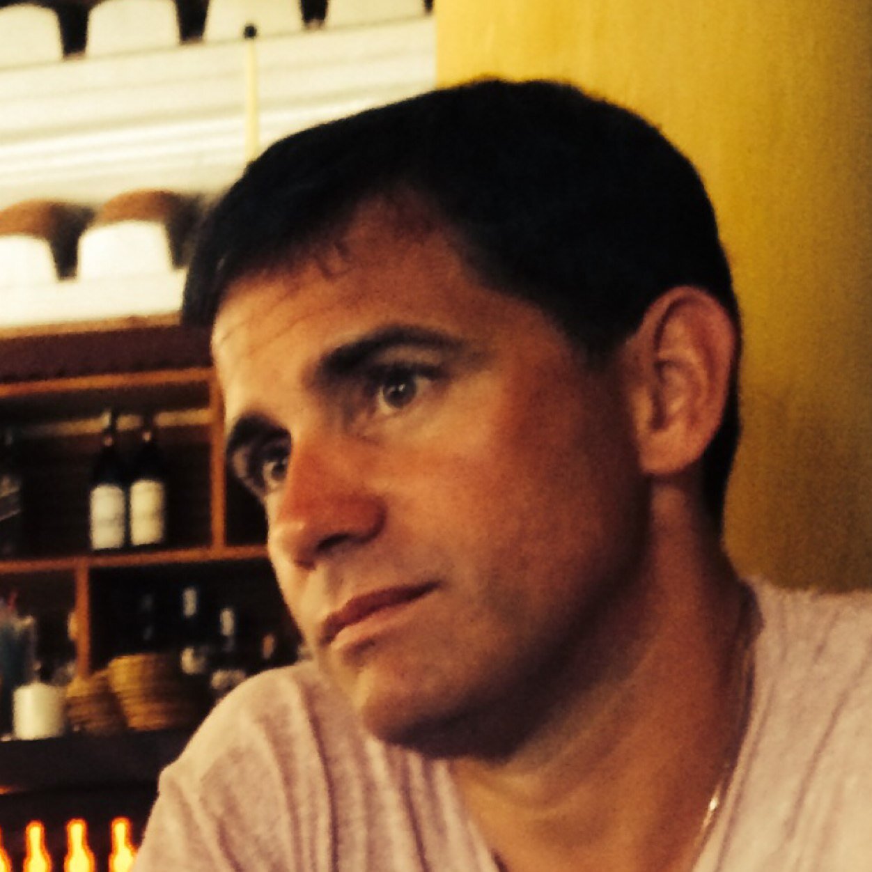 Barrister, Wine Lover, FC Barcelona Fan. Die Hard Runner.