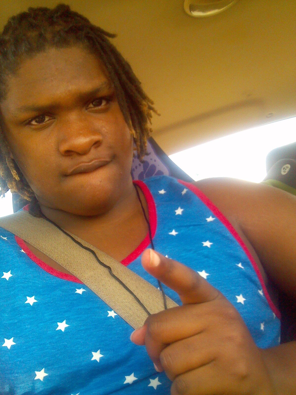 LIVING LIFE BREATHING AIR MISSING MY @ELEXISPRESTON PLAYING SPORTS ARE MY LIFE AND CHILLING WITH MY FAM. i do me and nobody else.#team followback