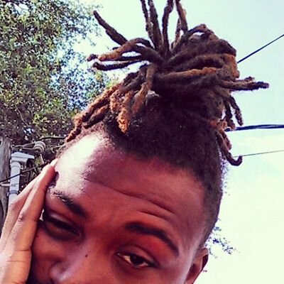 Block5Bean's profile picture. 19 , chasing dreams thru the ink in my pen , while yall chasing hoes thru the ink in ya pens ! ✈ ️