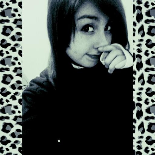 Javiera | 14 años | Dubstep | Enojona | Celosa | Tierna |  2 años siendo skrillera | SIGANME OKS♡♥