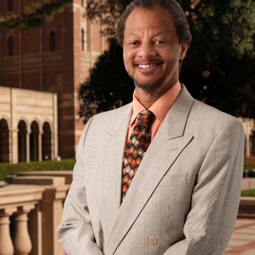 Former Assignment Editor for NBC4 Los Angeles, Instructor of Broadcast Newswriting at UCLA Extension. Master Chess player, and puzzle solver.