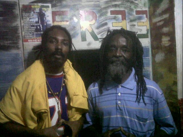 Gloxmc's profile picture. GLOX! Pronounced gee-locks, is a St. Ann native. A singer,songwriter Rapper n musician. For Bookings link c.scott20@yahoo.com gloxgoldnchildrecords@gmail.com