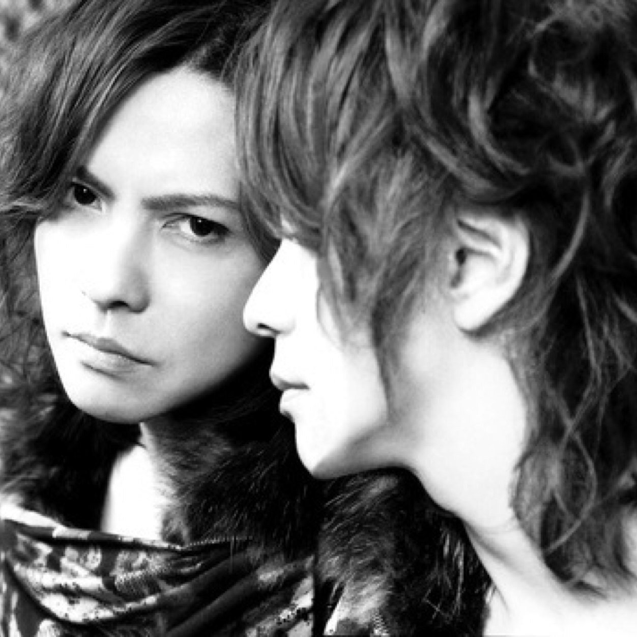 hyde_love_xxx's profile picture. リア垢作ったのでリア友はフォローはずしちゃってください。無言OK ふぉろば90%(′-‵)و ̑̑ ドエル、ブラサカ、Janner、Follow me(´◡`๑)無言フォロー有\(∂∀6)人(･ω･)人(ﾟーﾟ*)人(ン､)ノteam D’oel-black-♪ JKにねんめやってます